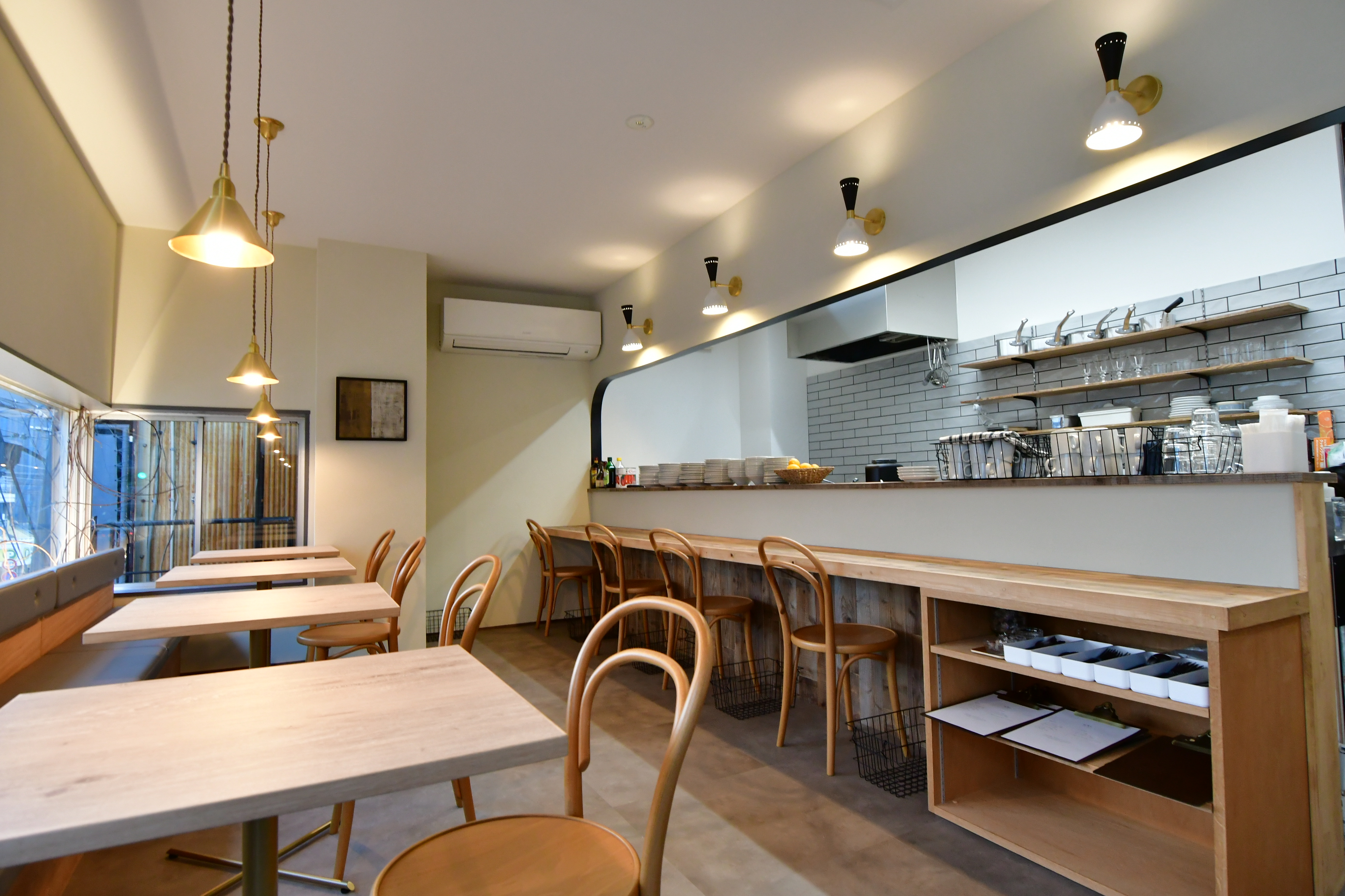 カジュアルフレンチの内装